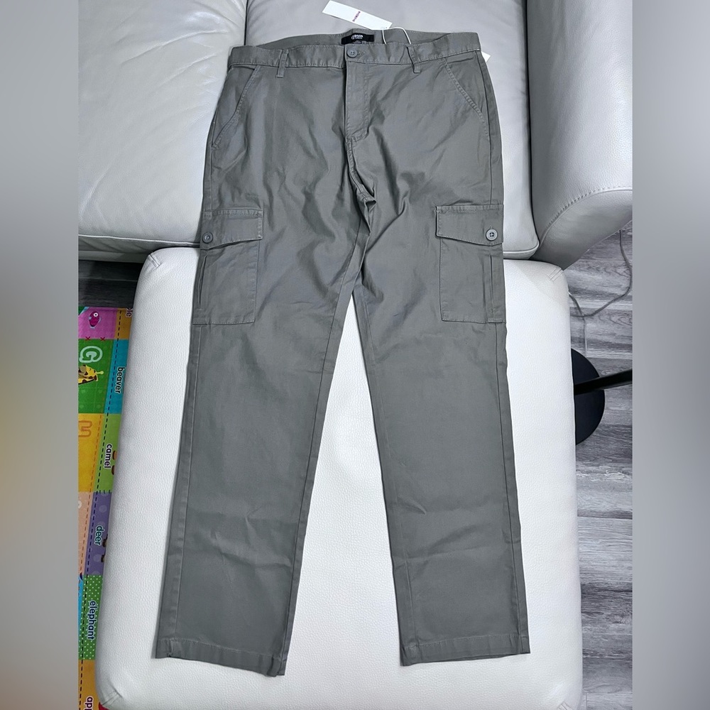 NWT - Hudson Jeans Men’s Cargo Pants - Size 34